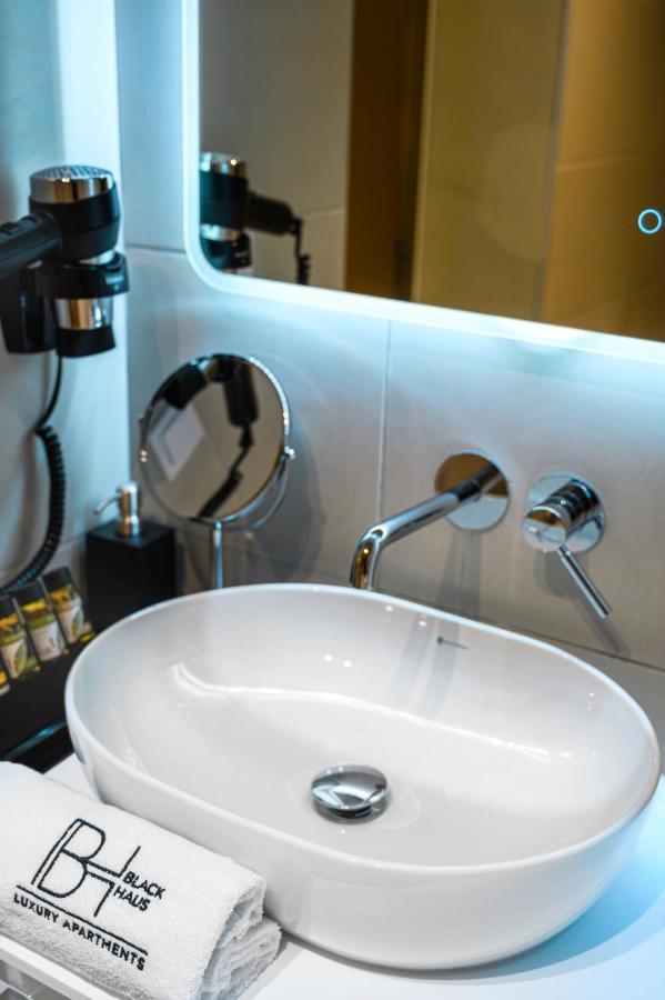 Blackhaus Apartamento Tesalónica
